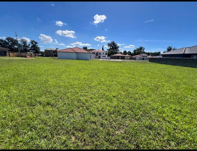 696M² VACANT LAND FOR SALE IN RISIVILLE